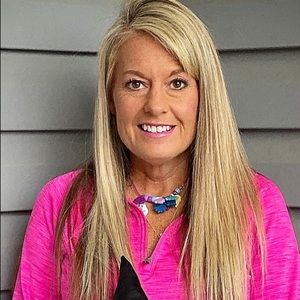 Meet your Posher, Jenifer